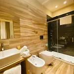 Harmony House Prestige 4* Piza