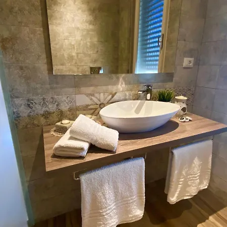 לינה וארוחת בוקר Harmony House Prestige