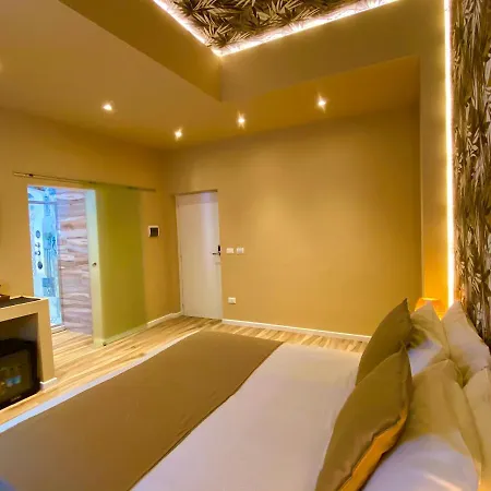 לינה וארוחת בוקר Harmony House Prestige 3*