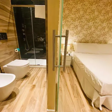 לינה וארוחת בוקר Harmony House Prestige 3*