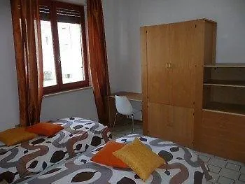 לינה וארוחת בוקר Harmony House Prestige פיזה