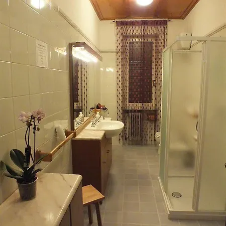 Harmony House Prestige לינה וארוחת בוקר 3*