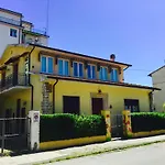 לינה וארוחת בוקר Harmony House Prestige פיזה