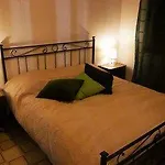 לינה וארוחת בוקר Harmony House Prestige